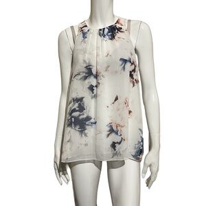 Floral Sleeveless Blouse